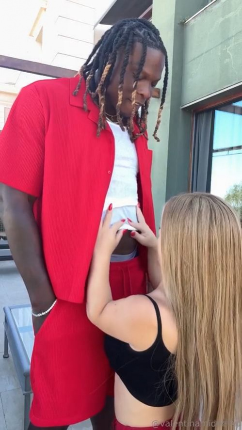 OnlyFans – Valentina Midget – Poolside BBC Fuck With Louie Smalls